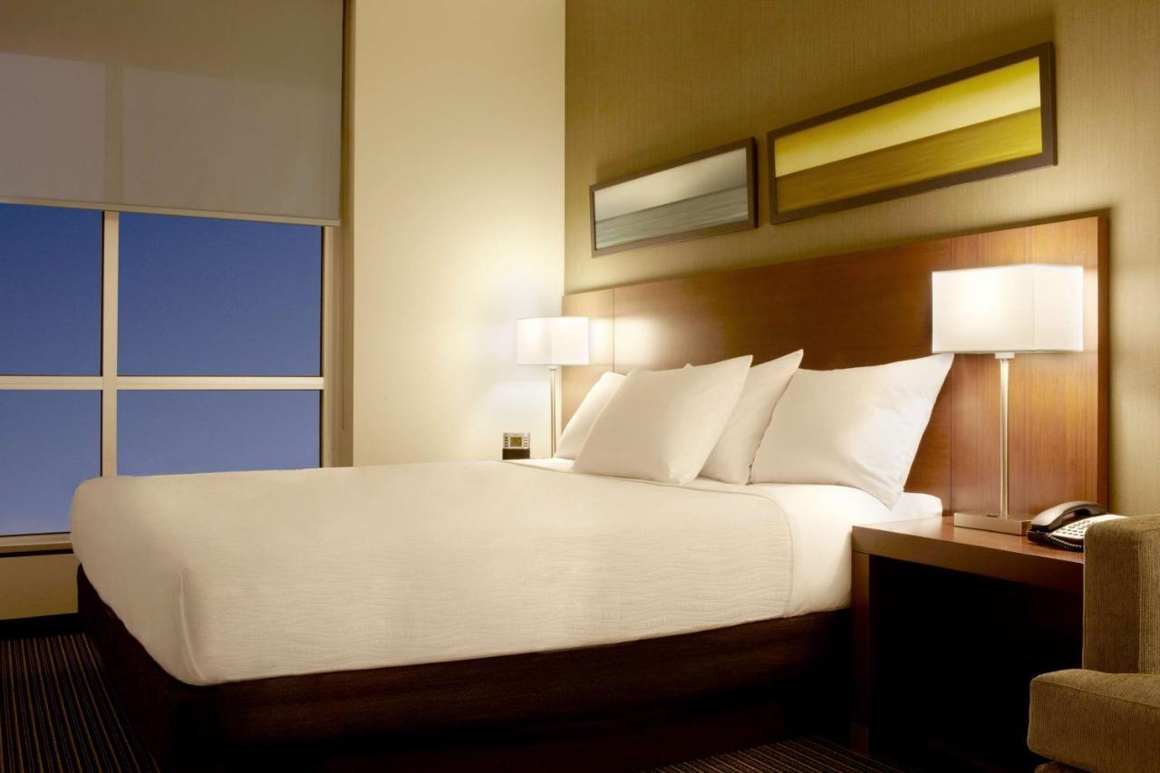 Hyatt Place Detroit/Royal Oak Extérieur photo